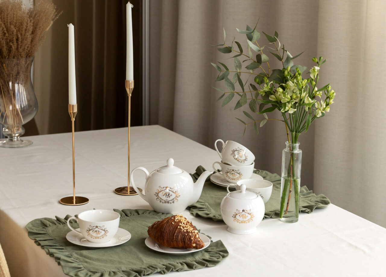 Чайный сервиз «Aristo» на 4 персоны с нанесением золотой краской