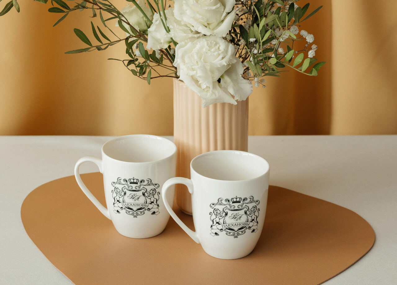 2 кружки латте «Аристо»