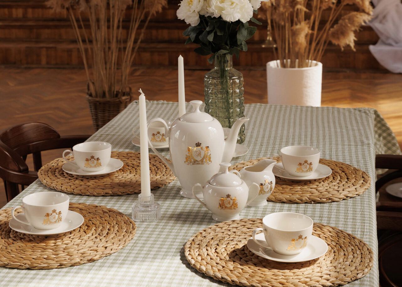 Набор «Гранд» на 6 персон с золотым нанесением